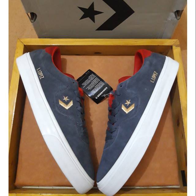 Converse Cons ( L.Lopez )
.
ORIGINAL