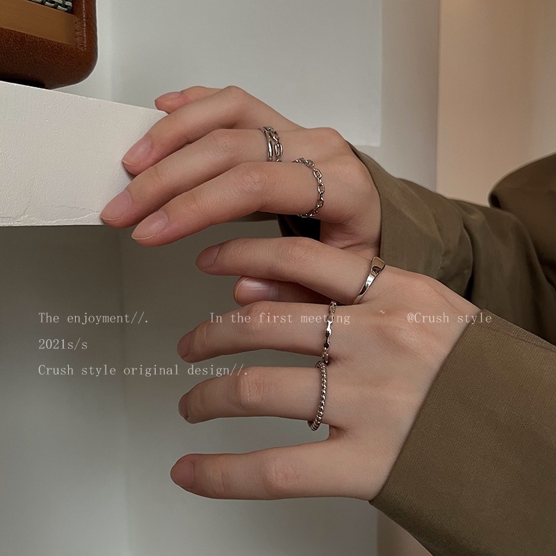 Set Cincin Desain Butterfly Cross Hollow Warna Silver Untuk Wanita