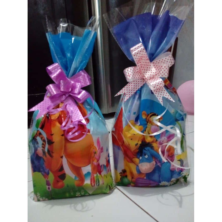 

Snack dan Souvenir Ulang tahun
