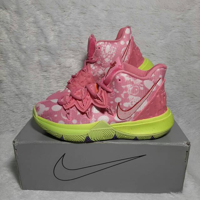 kyrie size 2.5