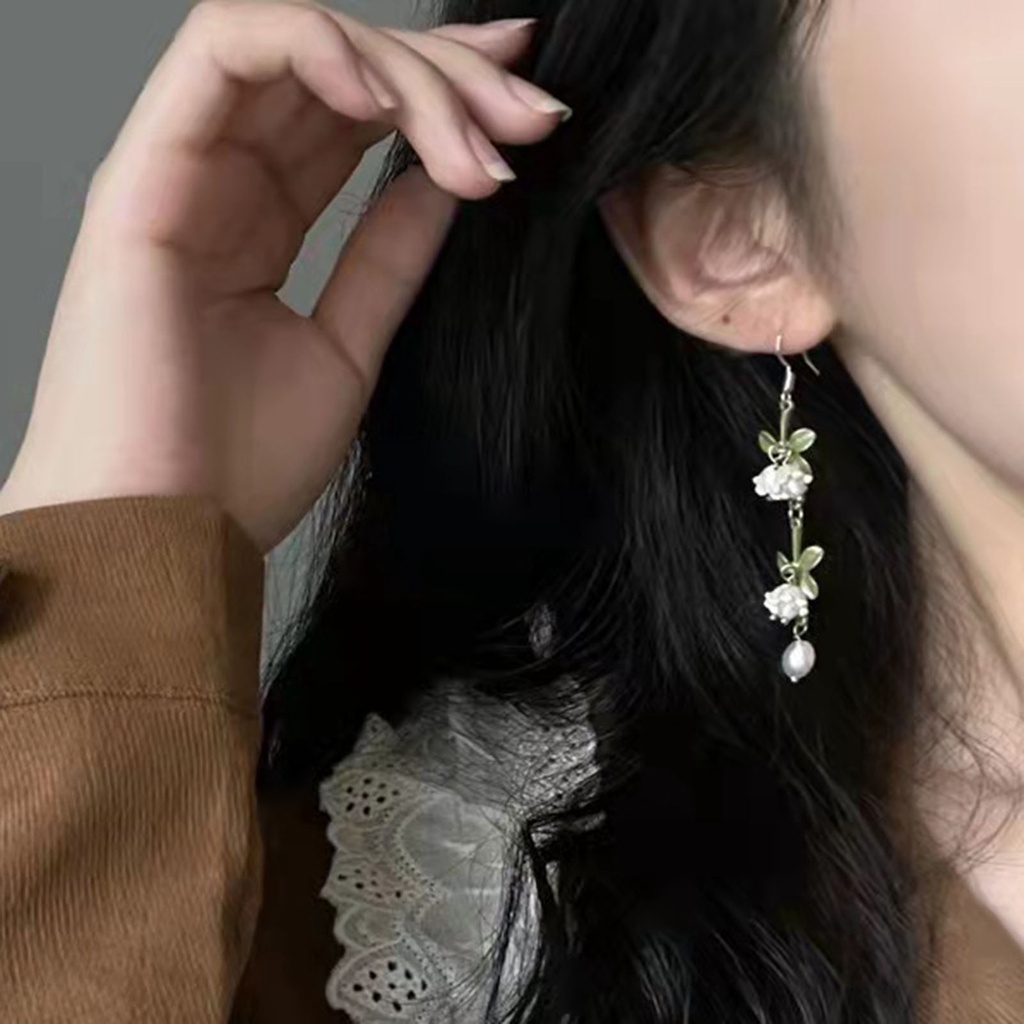 Hu Hu Hu Hu Hu Alat Bantu Pasang Kacamata♡ 1 Pasang Anting Kait Desain Daun Hijau Aksen Mutiara Tiruan Untuk Hadiah
