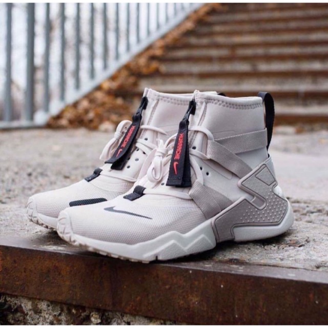 forest green huaraches