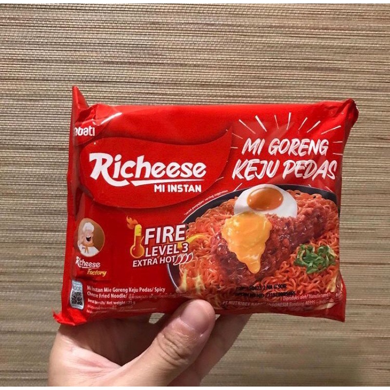 

richeese mie pedas level 3