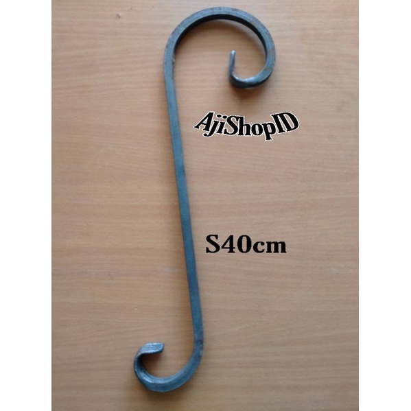 ornamen pagar besi tempa nako leter S 40cm