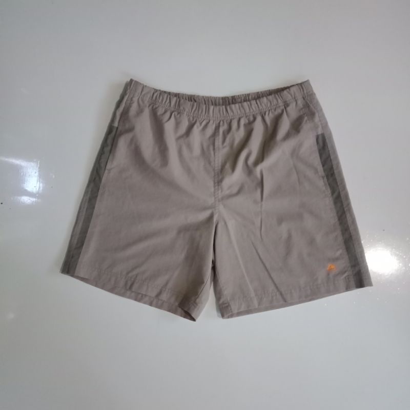 celana pendek nike ACG second original sz 35-36