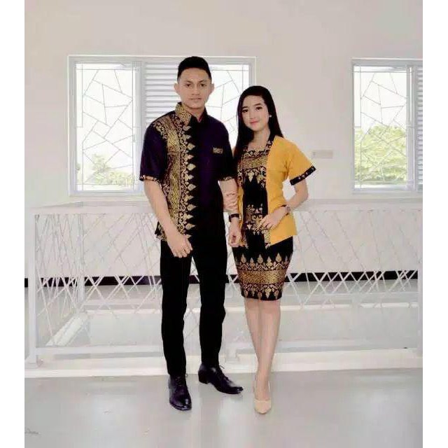 BATIK COUPLE RNB KEBAYA PENDEK ROK SPAN PENDEK ANJANI GOLD