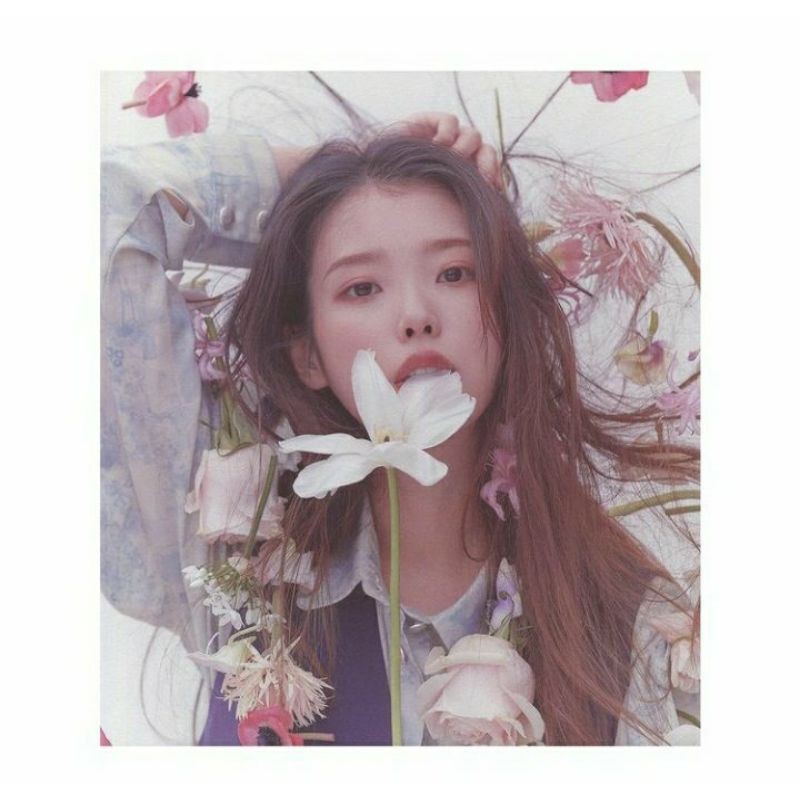 IU POSTER LILAC Album Ready Stock