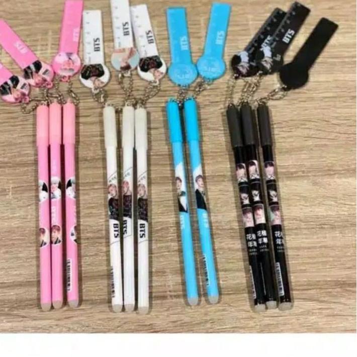 

1 LUSIN PULPEN GEL KOREA MOTIF BTS BERBAGAI MACAM GANTUNGAN LUCU KD17 .
