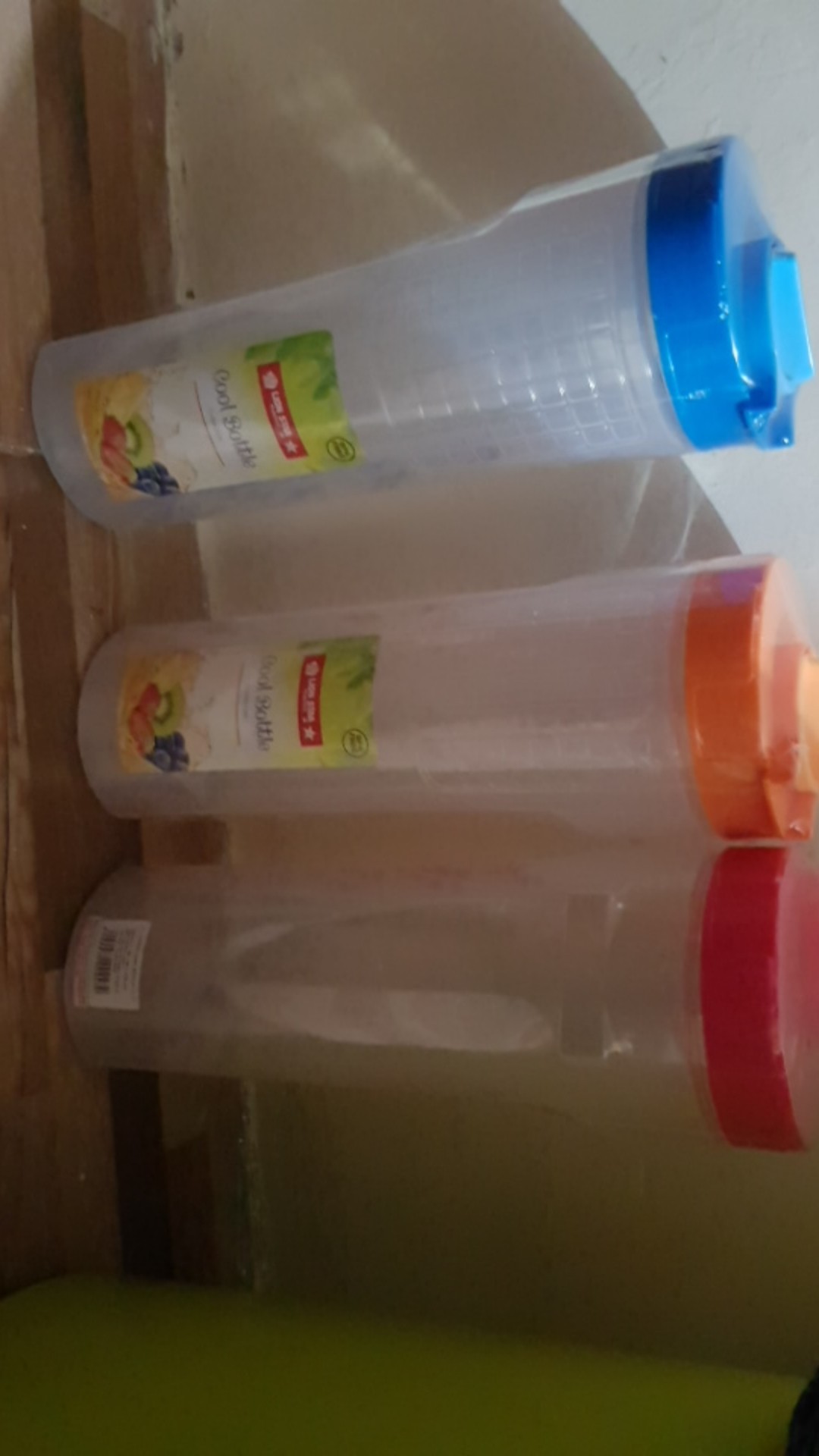 J-1 Jumbo Cool Bottle 1,7 Litre Lion Star