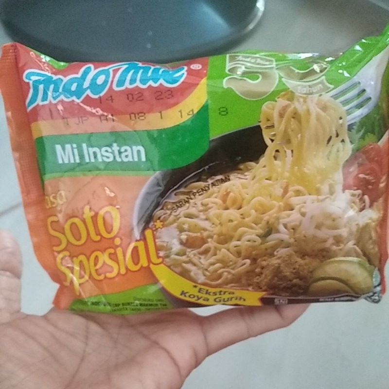 

INDOMIE MIE INSTAN RASA SOTO SPECIAL