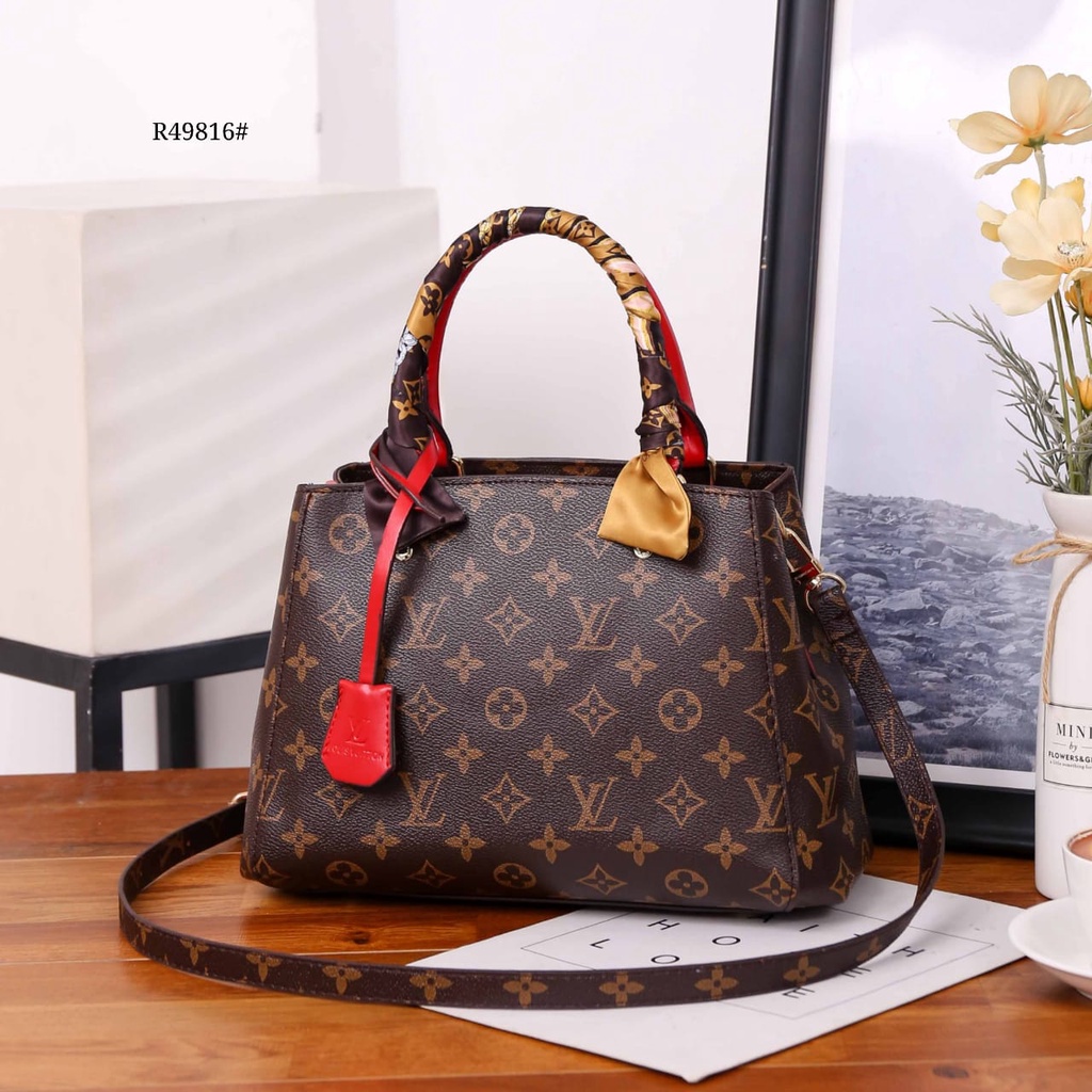 Handbag R49816