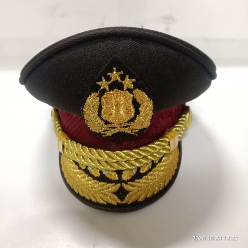 pet miniatur Pati polisi | miniatur pet polisi Pati | pajangan dashboard mobil pet mini polisi