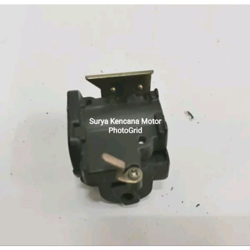Rumah Saklar holder kanan Suzuki RC 80 RC 100 stok lama