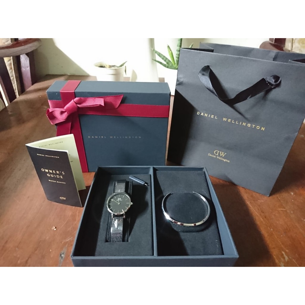 Jam Tangan Daniel Wellington + Gelang