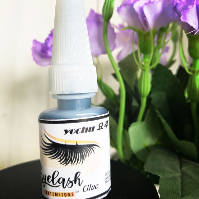 eyelash extension glue / lem bulu mata extensions yochu