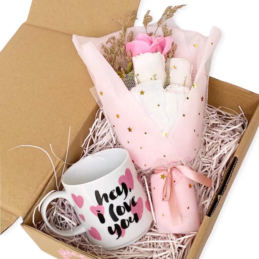 

Scoop Hadiah Hampers Valentine 46313301