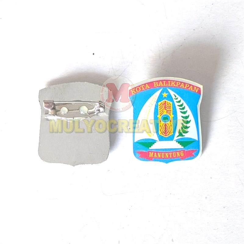Pin Logo Kota Balikpapan - Bros Logo Daerah Balikpapan Kalimantan Timur