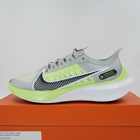 nike zoom gravity grey fog