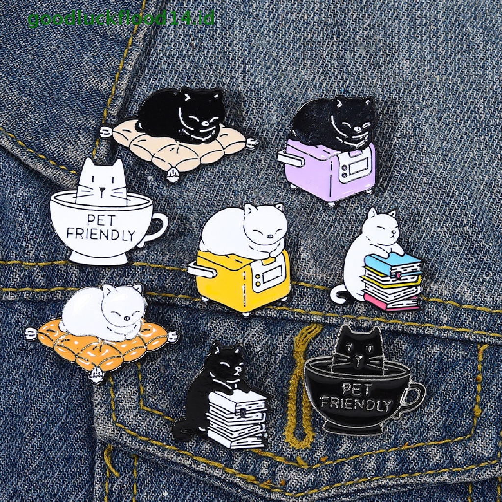 Bros Pin Enamel Bentuk Kartun Kucing Cangkir Teh Warna Hitam Putih Bahan Alloy Metal Untuk Jaket Ransel Wanita