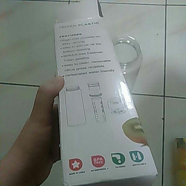 Home-klik  Tritan Water Bottle With Fruit Infuser - Random