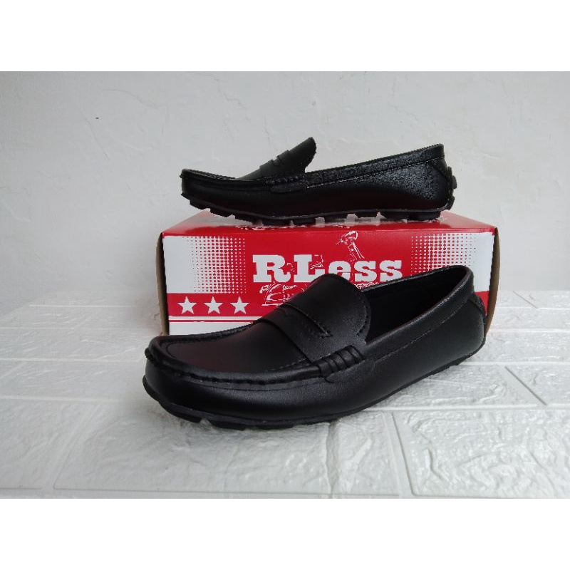 Sepatu Pria Slip On  Casual Mocasin  Kerja Kantor Santai Hitam 39-40