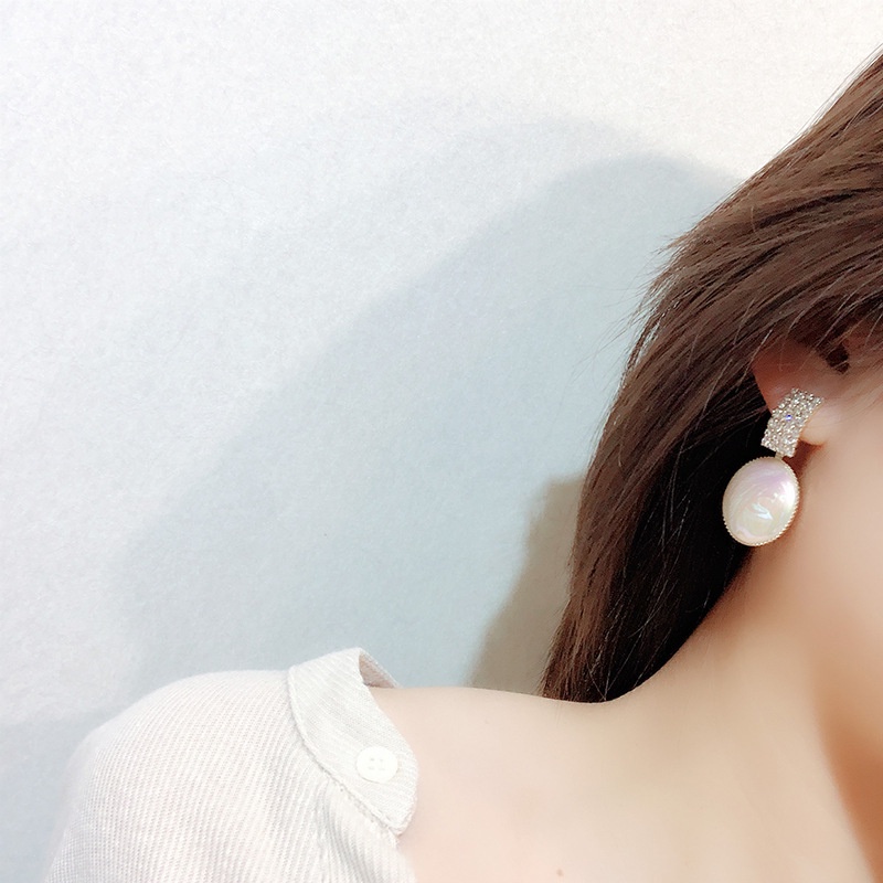 Gaya Korea elegan tinggi rasa telinga stud anting-anting Internet baru panas gaya trendi Mutiara pan