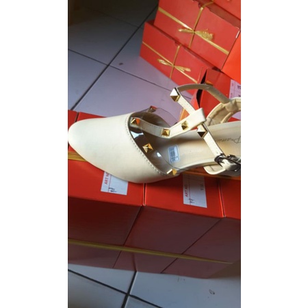 PROMO 12.12 BIGSALE Heels Wanita Original - High Heels Artis Untuk Kondangan dan Acara Resmi Pd370