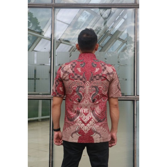 Kemeja Batik Lengan Pendek