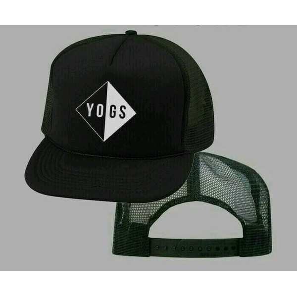 TOPI TRUCKER YOGS