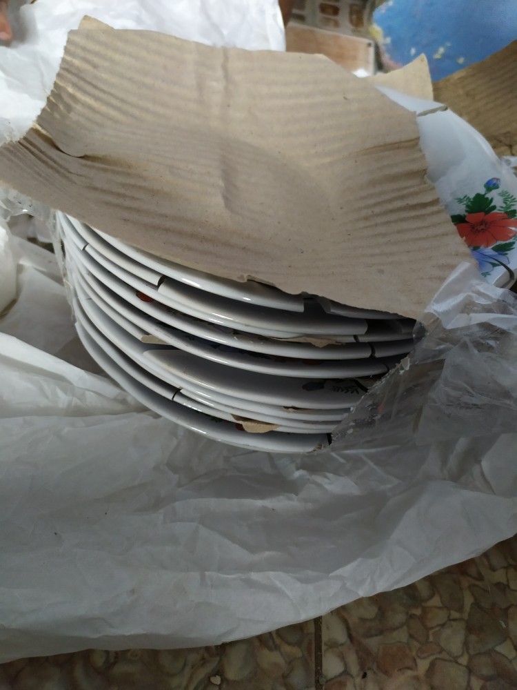 Piring Keramik Kembang 8 Lucky Parkit / Piring Makan / Piring Saji 8 Parkit Lucky - Murah Bagus