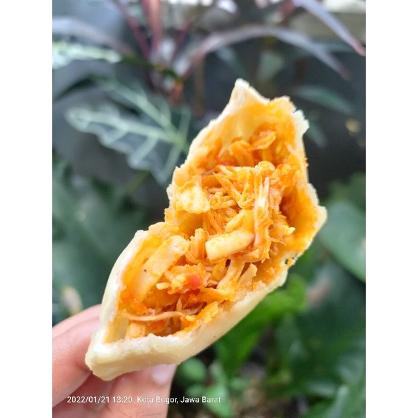 

cireng ayam suwir pedas