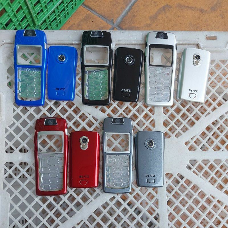 CHASING NOKIA 2300 MODIFIKASI HP MOTOROLA L7 LAMPU