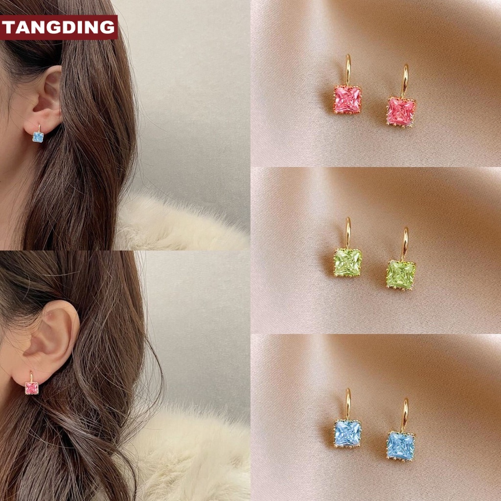 【COD Tangding】 Anting Tusuk Asimetris Bentuk Kotak Aksen Berlian Imitasi Untuk Perhiasan Wanita