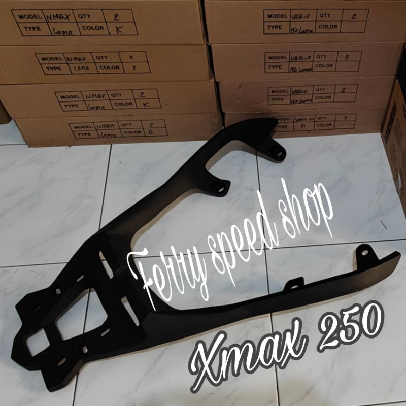 Dudukan box Xmax 250 / Bracket box Xmax250 / Breket box Xmax250 Xmax 250