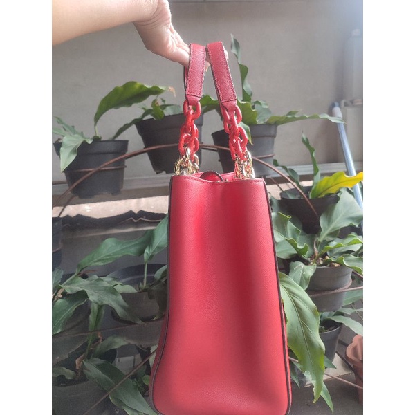 preloved MK Chintya merah