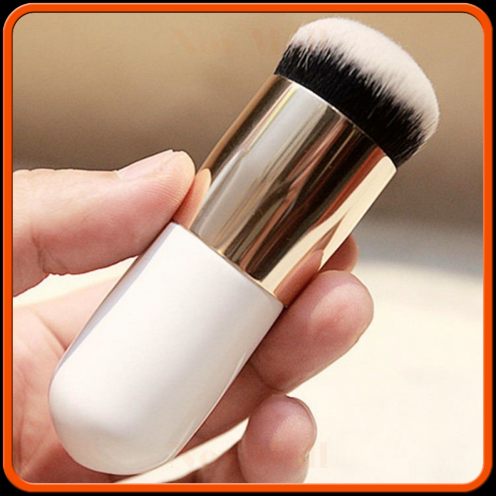 Brush Make Up Blush On Foundation