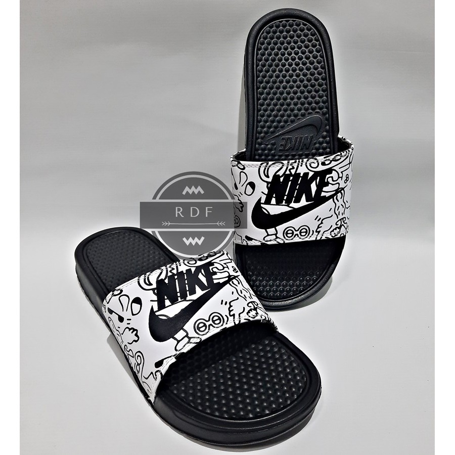 harga sandal nike benassi