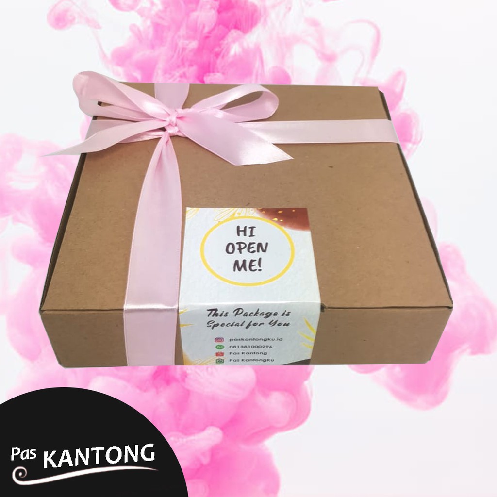 

HAMPERS / GIFT / KADO / PARCEL / SOUVENIR LEBARAN