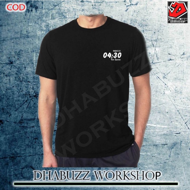 DHABUZZ 04 KAOS DISTRO HITAM PRIA LENGAN PENDEK LOGO BAHAN KATUN TERBARU ORIGINAL DHABUZZ