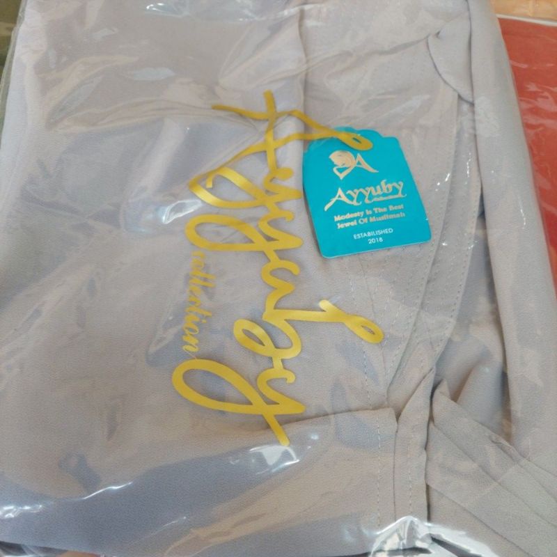 HIJAB PLISKET POLOS RASTY CERUTY PREMIUM ORI AYYUBY-Polos rasty silver