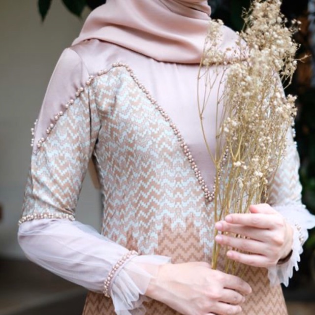 Nadia dress Javina Official