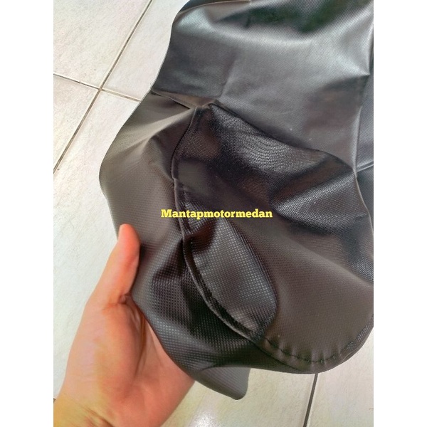 Sarung Kulit Cover Lapis Jok Scoopy Fi Mirip Original