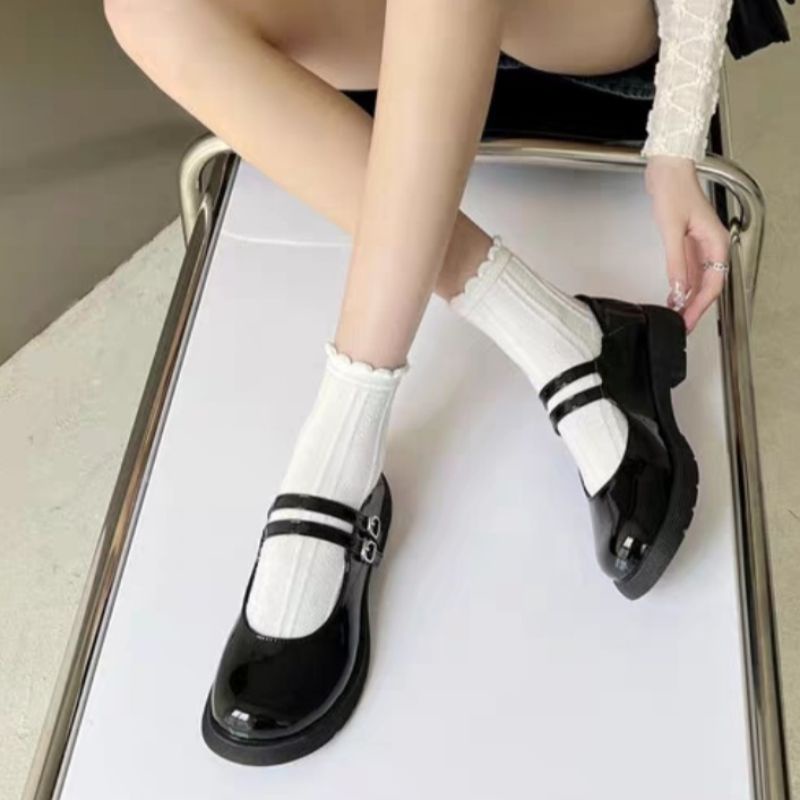 Sepatu Wanita Loafers / Docmart Flat terbaru import Premium Quality 8045 Mary Janes Platform Shoes Gesper Hitam Glosy Sepatu Sekolah Remaja Perempuan/cewek Gaya Korea 005 Viral Kekinian Bisa Cod