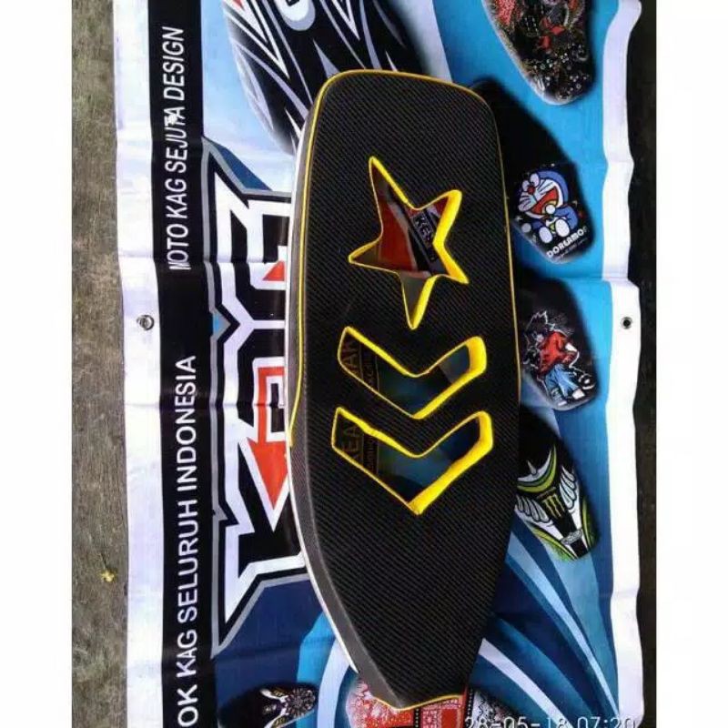 Jok Motor C70 variasi lubang