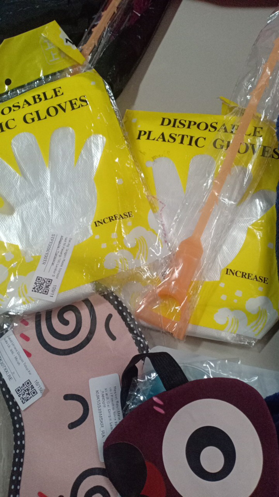 100 Pcs Sarung Tangan Plastik Transparan Sekali Pakai / Disposable Plastic Gloves