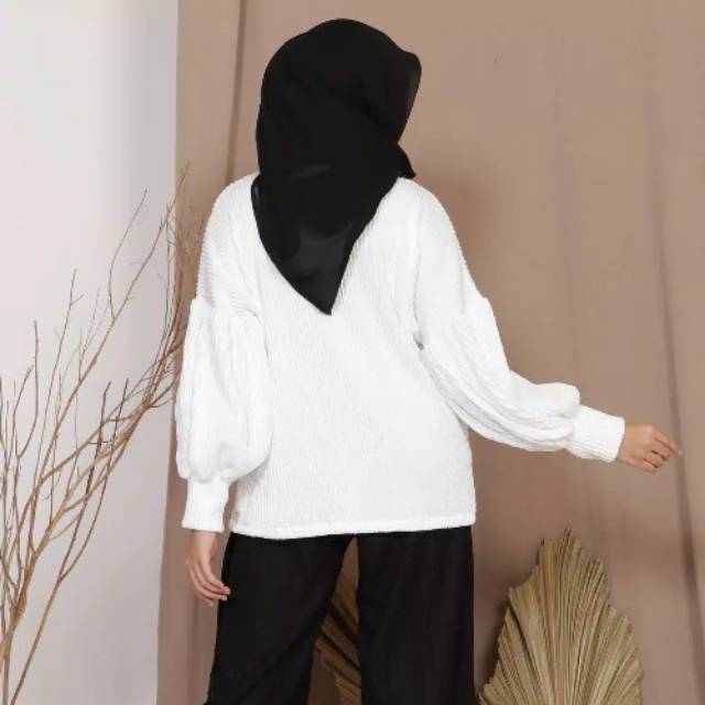Atasan Putih Plisket / Top Plisket / Baju Putih / Blouse Putih / Baju Oversize