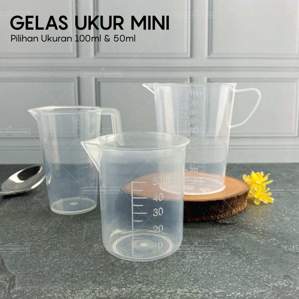 Gelas ukur plastik 50ml 100ml measuring cup 100 ml murah garis bening