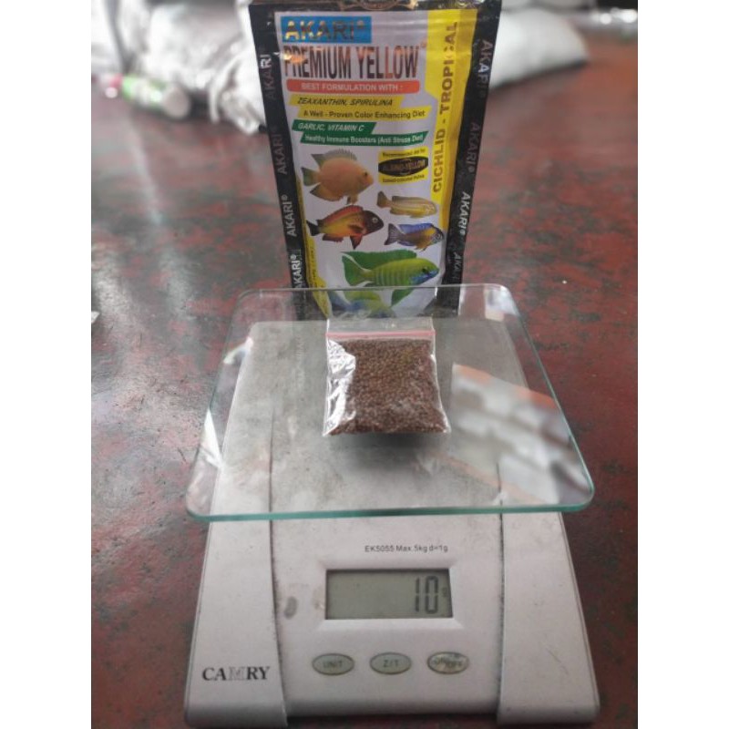 

pakan ikan akari premium yellow repack kemasan 10g
