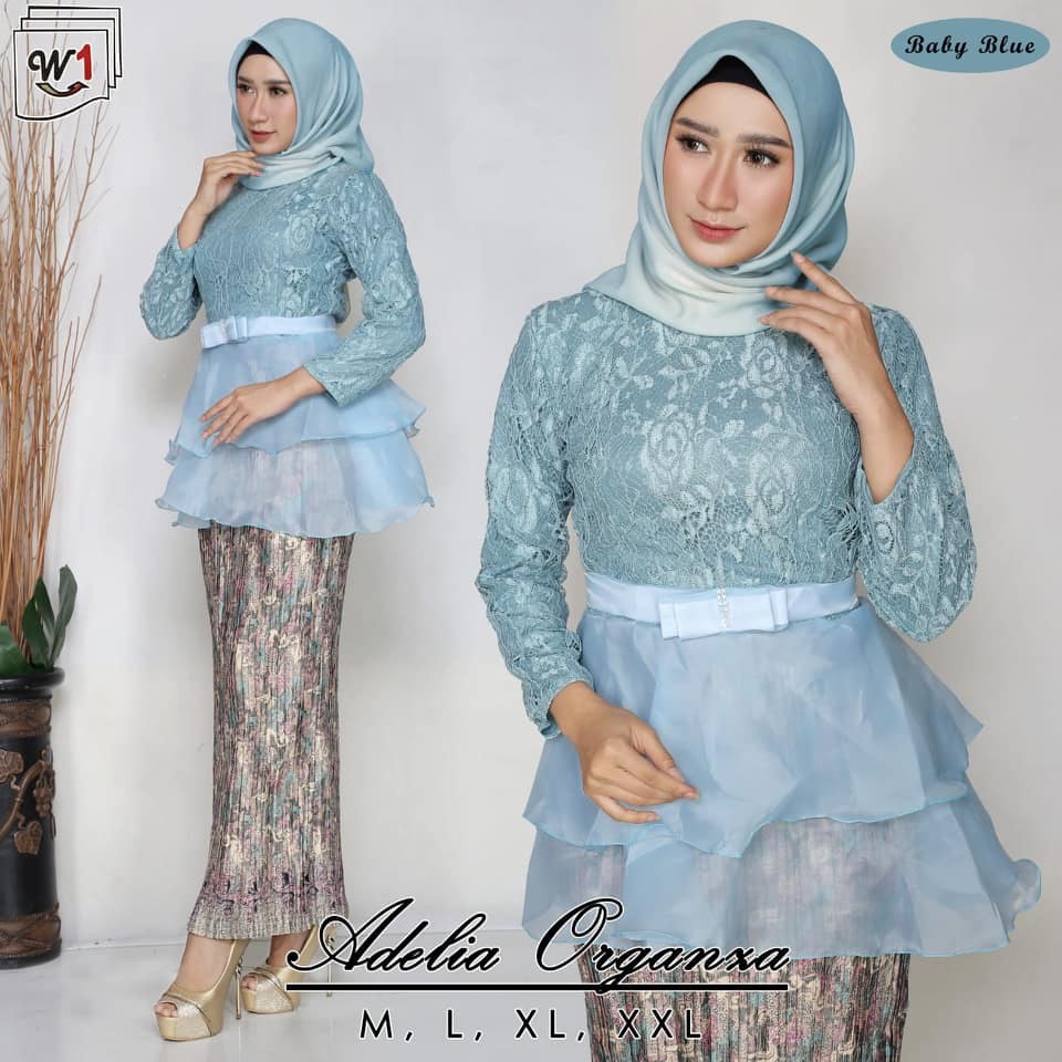 Setelan Kebaya Brokat / Kebaya Wisuda / Organza Silver