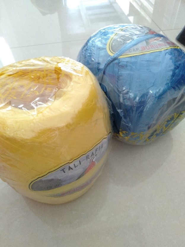 Tali Rafia Cap Burung Puyuh Ukuran 0,25 Kg - 0,5 Kg